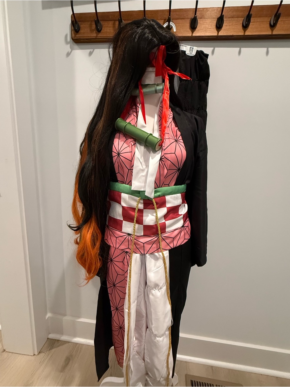 Demon Slayer Costume + Wig + Extras Nezuko Pink and Black Anime - Picture 11 of 13